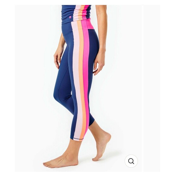 LILLY PULITZER Luxletic 24" Leggings Medium Blue Weekender High-Rise UPF 50+ - Picture 1 of 11